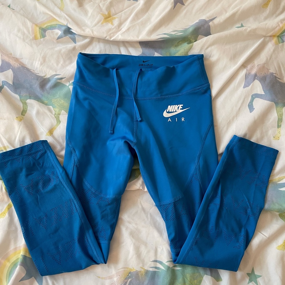 NIKE WORKOUT LEGGINGS